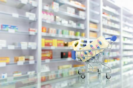 天貓醫(yī)藥新機(jī)遇 藥品互聯(lián)網(wǎng)信息服務(wù)政策解析與市場前景